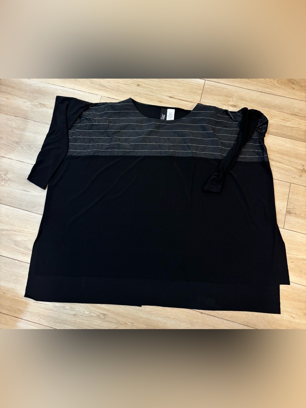 IGOR Felicity Tunic Blouse Womens S 38/40 Black Textured Fringe Artsy Lagenlook